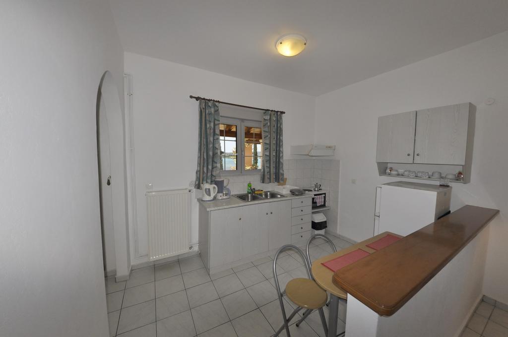 Egli Apartments Kondókali Szoba fotó